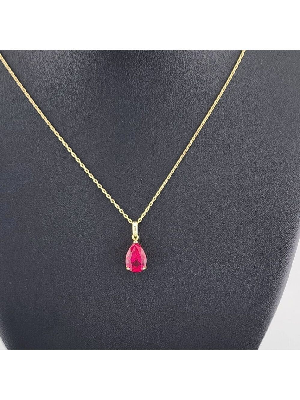 925 Sterling Silver Red Gem Necklace – Dainty & Sophisticated Jewelry